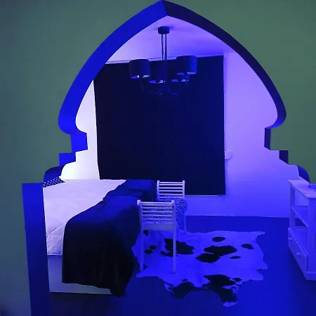 Wonderful Seaviews Only Adults Apartment