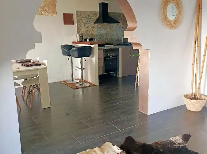 아파트 Wonderful Seaviews Only Adults